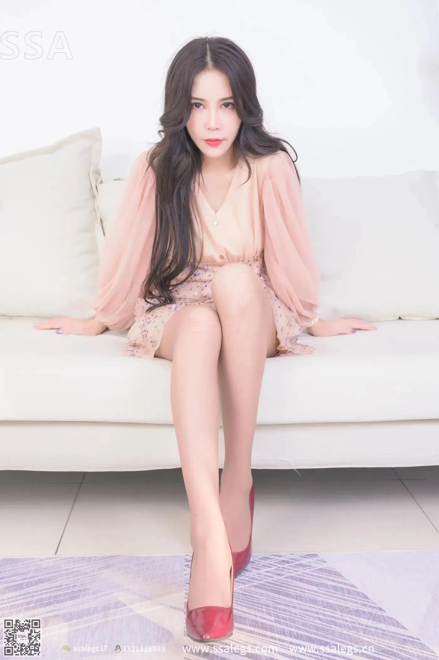 [SSA丝社]超清写真 NO.312 娜娜御姐的红色高跟鞋咖啡丝美腿 [46P]插图8